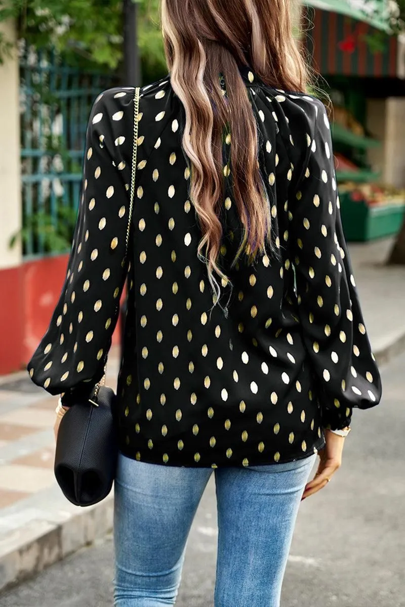 BUTTON COLLAR GOLD ROUND POINT BLOUSE