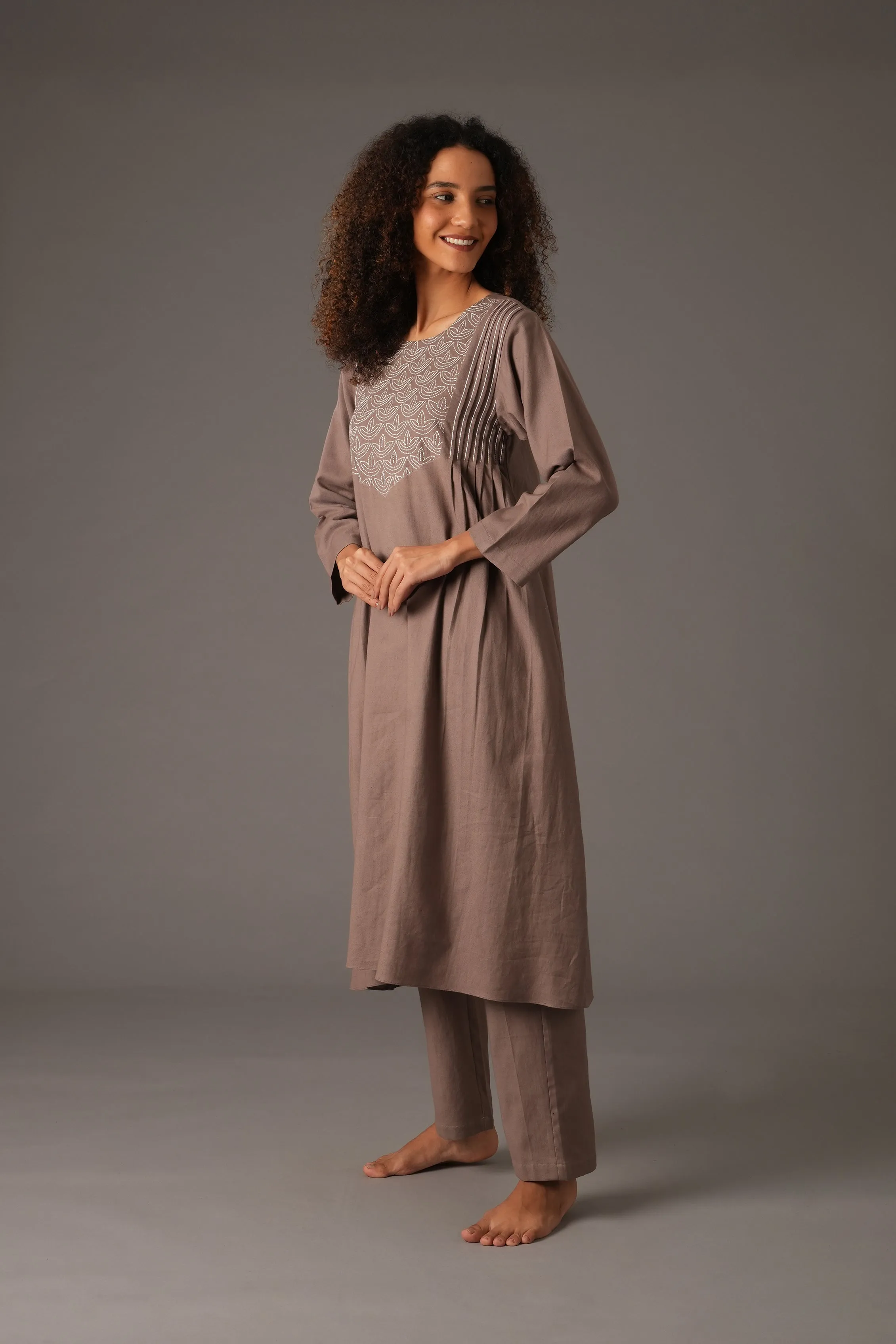 Embroidered Dunes Dress with pant