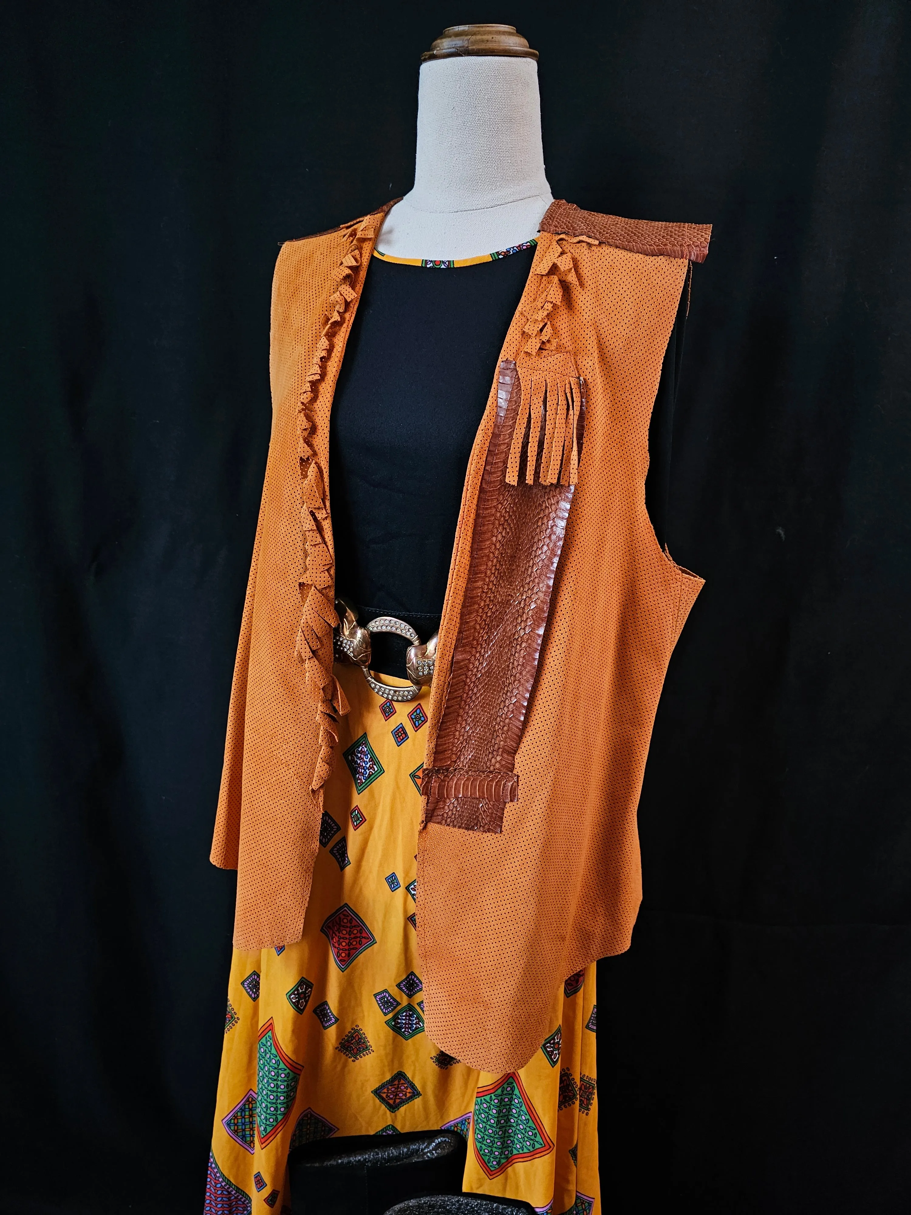 Vintage Suede Leather Vest Size (14)